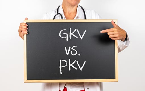 Welche Voraussetzungen müssen Mediziner erfüllen, um 2025 in die PKV zu wechseln?